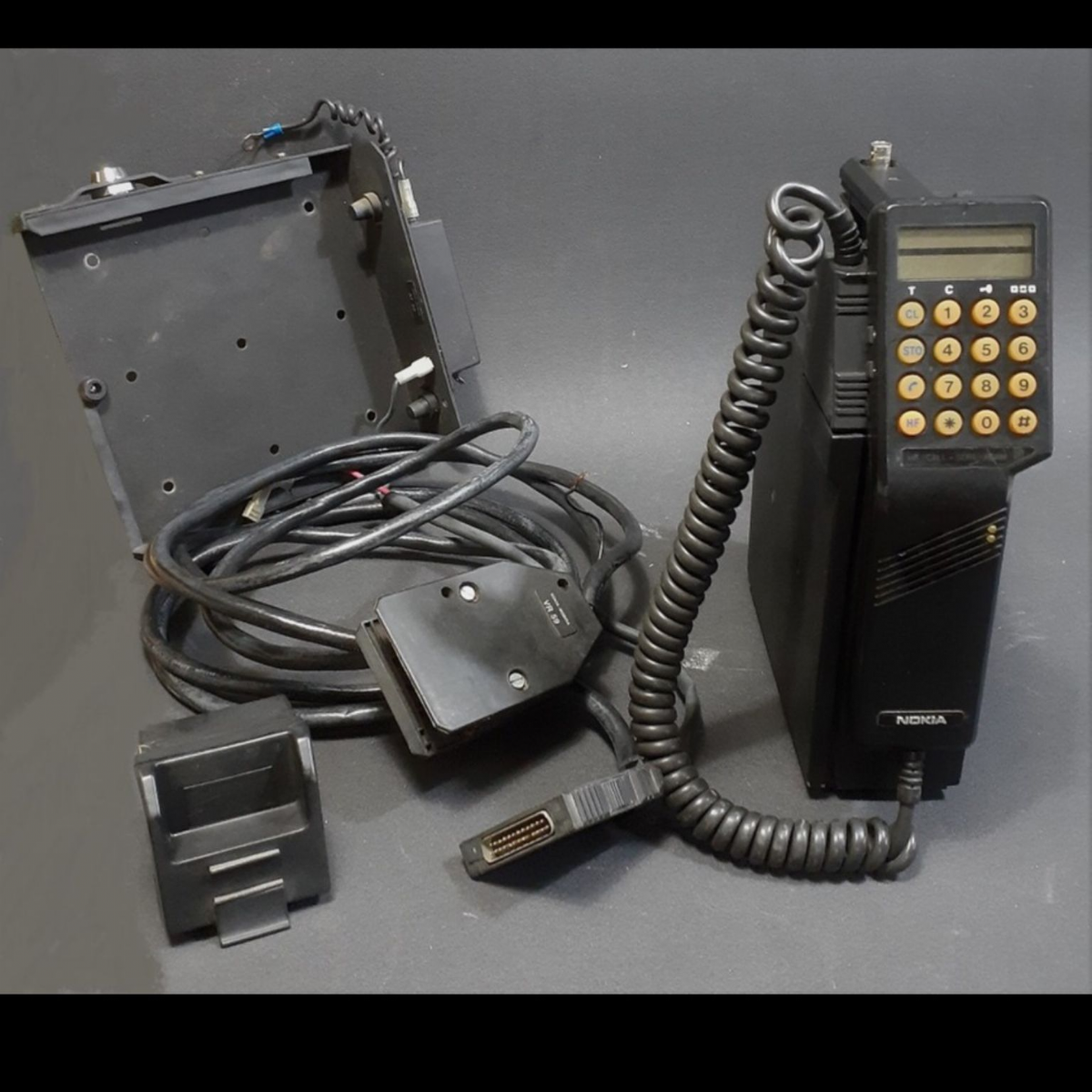 90'larda Popüler Olan Araç Telefonu Furyası