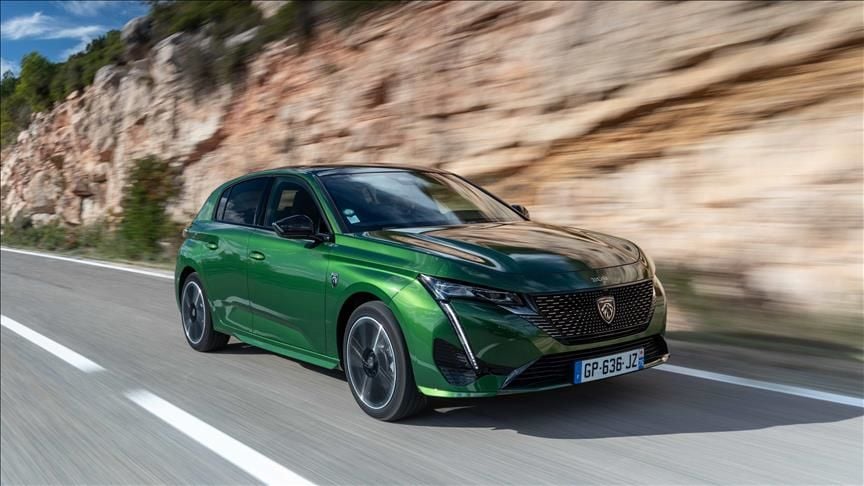 Peugeot Elektrik Aksamı: Sorun Giderme ve Parça Değişimi