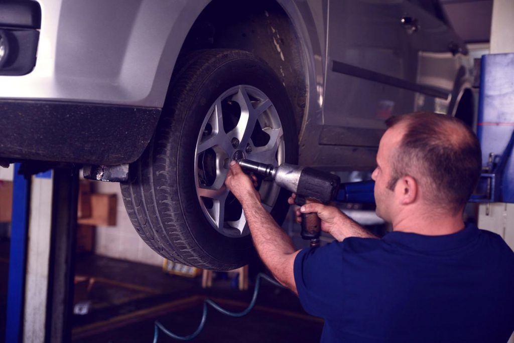 Ford Araçlar İçin Lastik Bakımı ve Değişimi