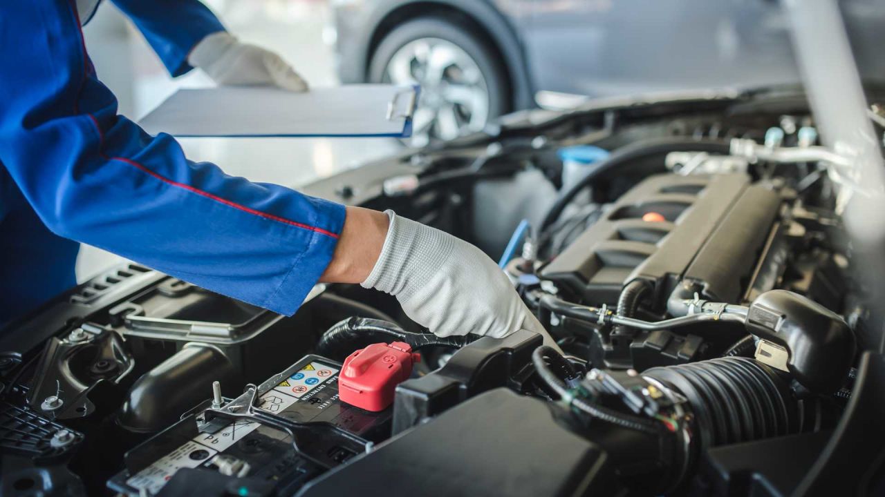 Ford Araçlarda Elektrik Sistemi Bakımı ve Kontrolleri