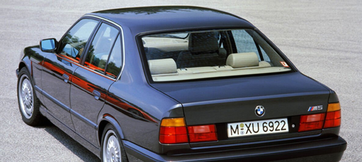 BMW 1988 M5 Özellikleri