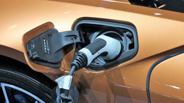 Elektrikli Araç Bakımı Nasıl Yapılır?