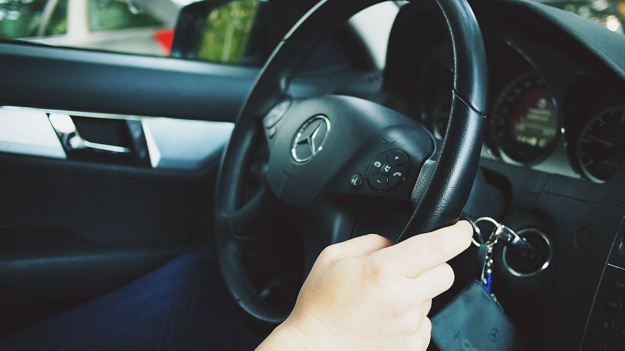 Araba Seyir Halinde Neden Sağa yada Sola Çeker