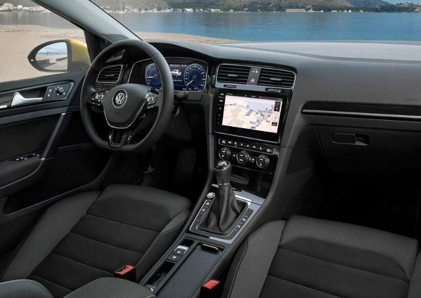 Otomobillerde Alcantara Döşeme Nedir?