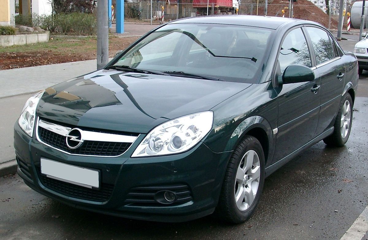 Opel Vectra Tarihi ,Özellikleri,
