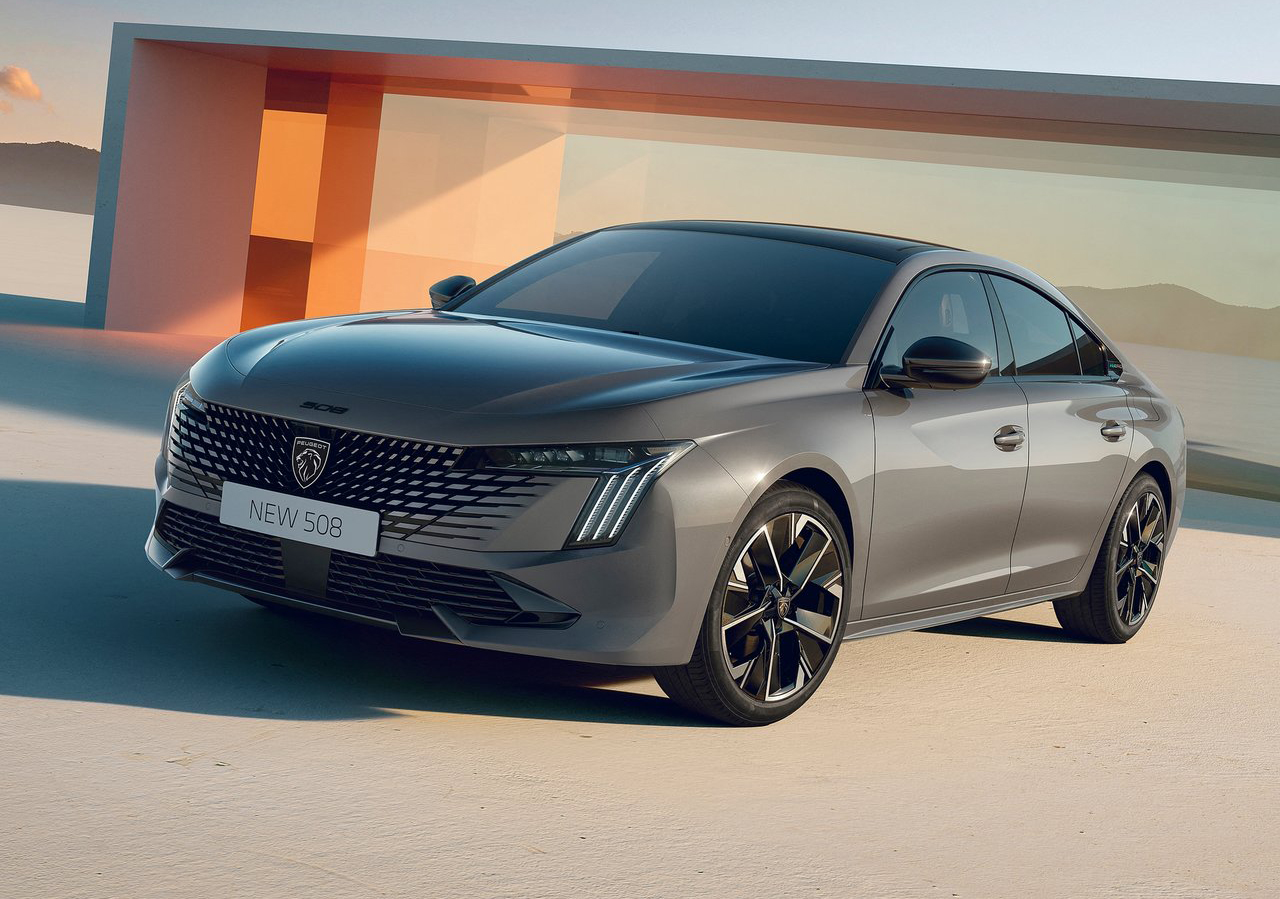 Peugeot Partner ve Rifter: Aileler İçin En İyi Minivan Seçenekleri