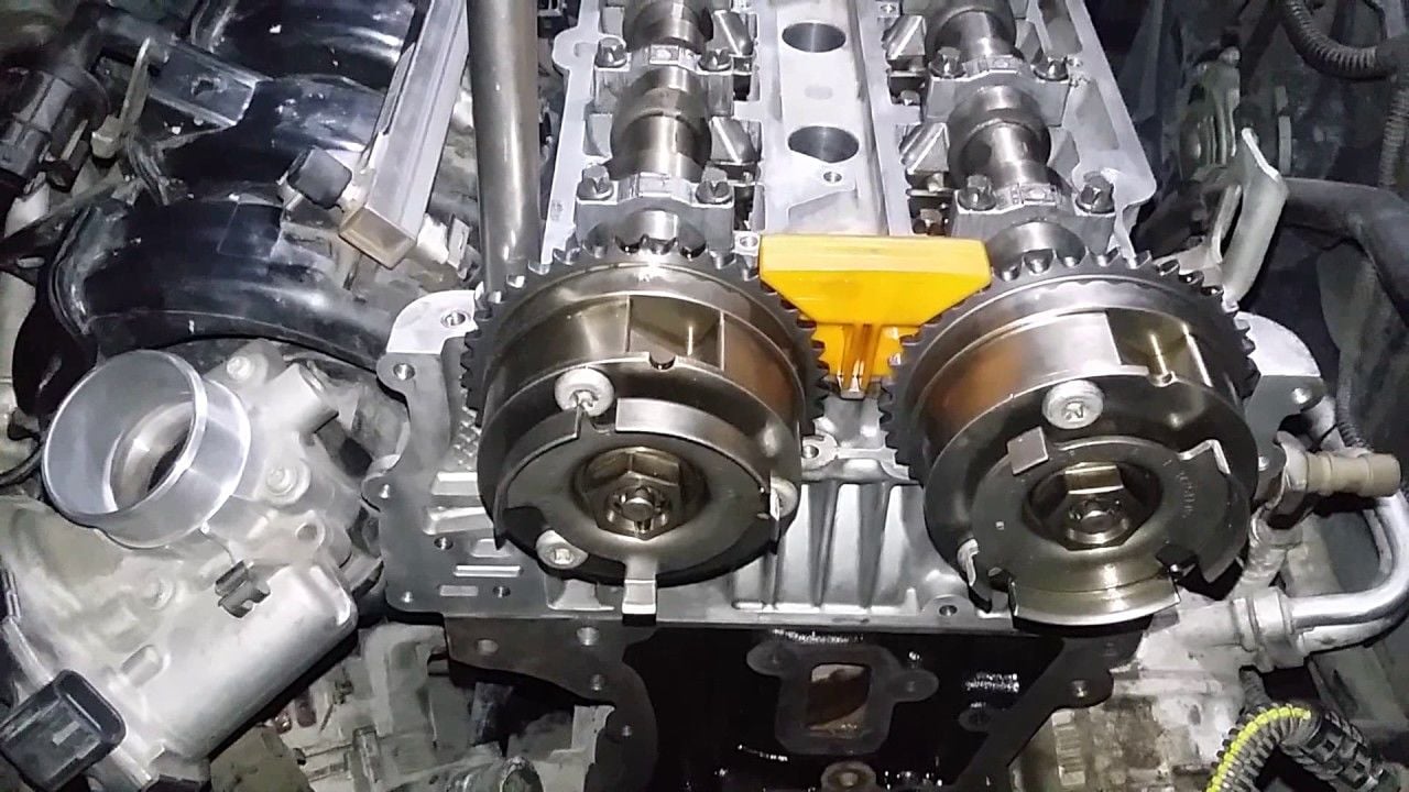 Opel Silindir Kapak Contası: Değişim Süreci ve Yedek Parça Tavsiyeleri