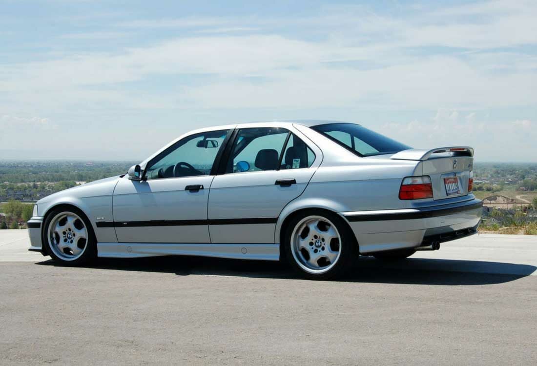 Efsane Bmw E36 Uzay Kasa