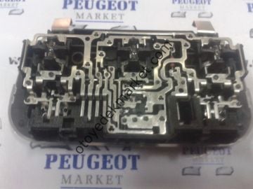 PEUGEOT 207 TAVAN AYDINLATMA LAMBASI (ORJİNAL)