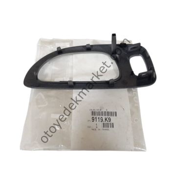 Peugeot 307 (2001-2009) Sol Arka Kapı İç Açma Çerçevesi (Orijinal)