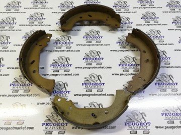 PEUGEOT EXPERT (1994-2002) ARKA BALATA TAKIMI