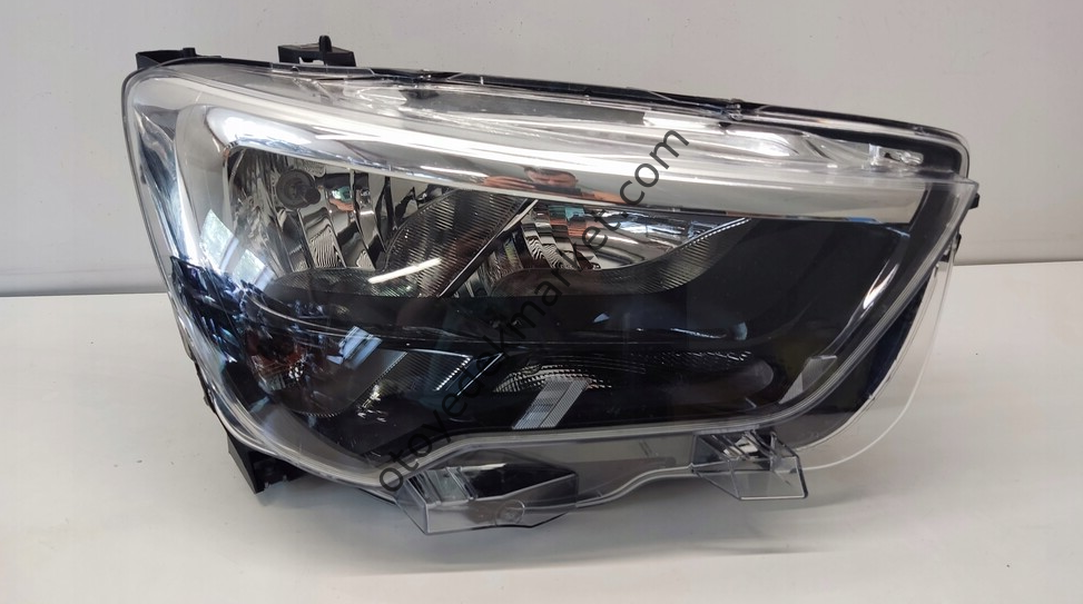 Opel Combo (2019-2023) Sağ Ön Far (Orijinal)
