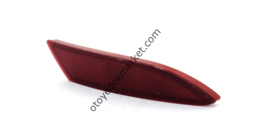 Ford Focus (2014-2019) Arka Tampon Kedi Gözü Sağ (Fase)