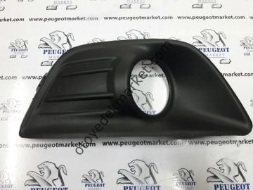 CİTROEN C4 2008-2011 SAĞ SİS FAR ÇERÇEVESİ