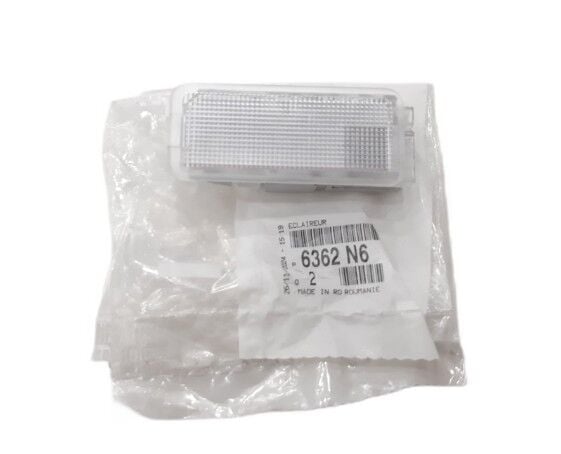 Citroen C4  Arka Bagaj İç Aydınlatma Lambası (Orijinal)