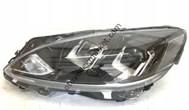 Ford Kuga (2020-2022) Sol Far  Komple (Otosan)