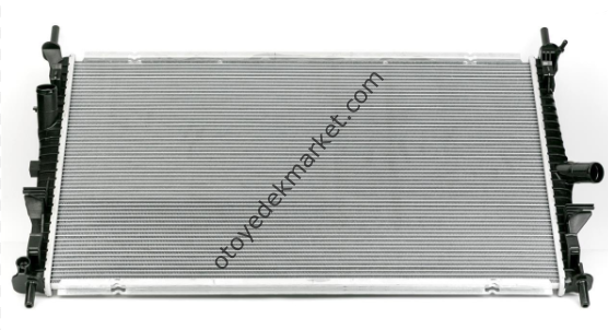 Ford Focus (2004-2010) 1.6 Benzinli Su Radyatörü Komple Mekanik (İthal)