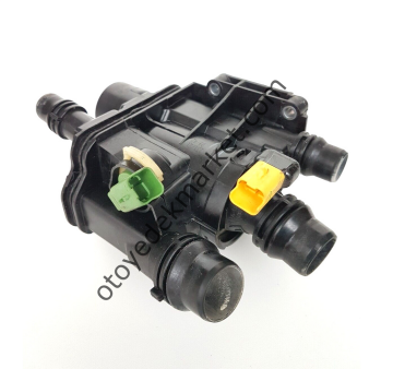 Peugeot 2008 (2020-2024) 1.2 Turbo Benzinli Komple Termostat (İthal)