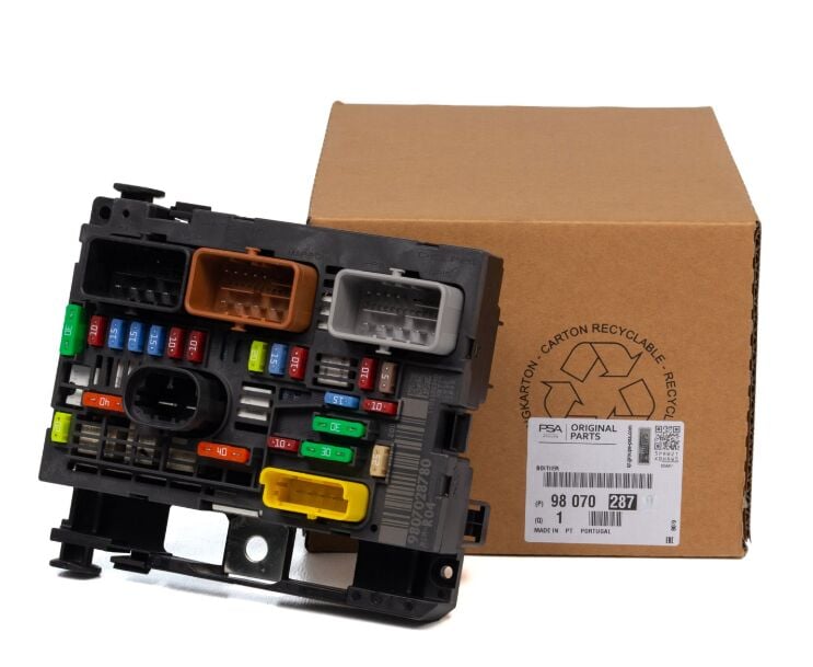 Peugeot 308 (2008-2013) Motor İci Sigorta Kutusu (Orijinal)