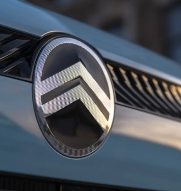 Citroen Berlingo (2024-2025) Ön ''CITROEN'' Marka Amblemi (Orijinal)