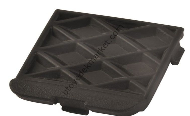 FORD FOCUS (2011-2014) ARKA TAMPON ÇEKİ DEMİR KAPAĞI ASTARLI (İTHAL)