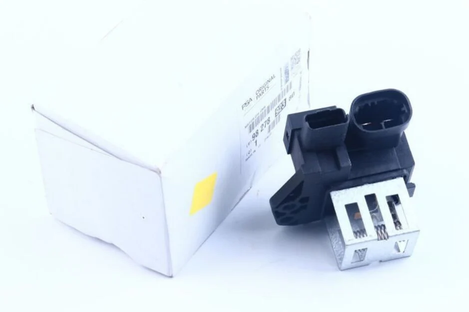Citroen C3 Aircross (2017-2024) 1.2 PureTech Benzinli Fan Rezistansı (Orijinal)