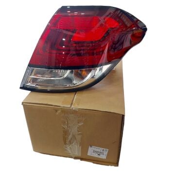Citroen C4 (2015-2017) Sağ Arka Dış Stop Lambası (Orijinal)