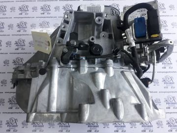 PEUGEOT 3008 1,6 HDI KOMPLE OTOMATİK ŞANZUMAN
