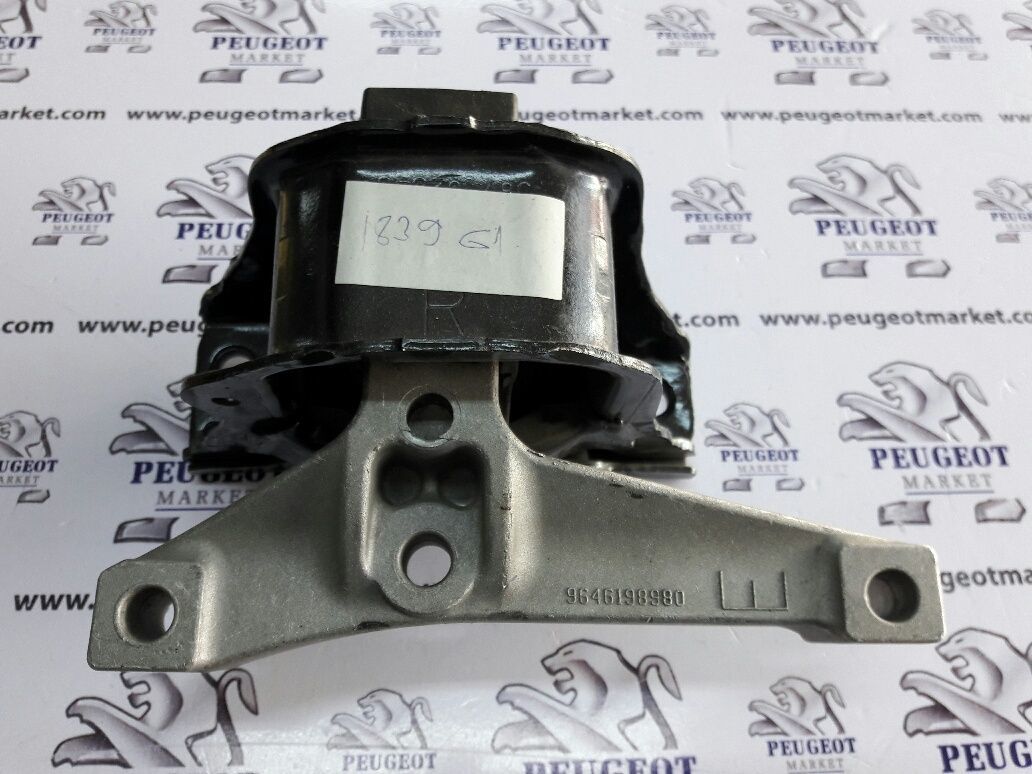 Citroen C3 1,4 Benzinli Üst Motor Takozu (İthal)